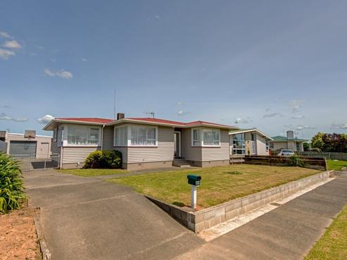 28 Holdsworth Avenue, Milson