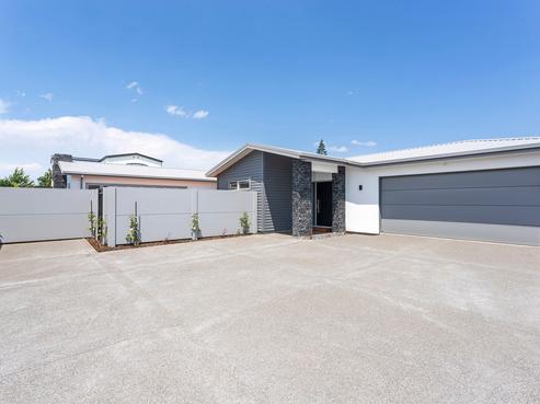 17 Picadilly Avenue, Casebrook