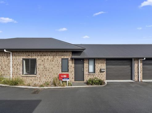 2/99 Lake Road, Frankton