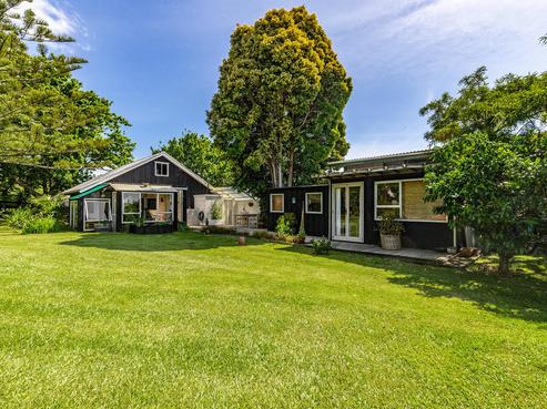 46 Onetangi Road, Onetangi