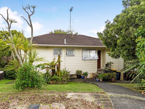12 Erica Road, Sunnynook