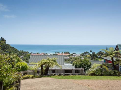 8/8 Victoria Road North, Onetangi