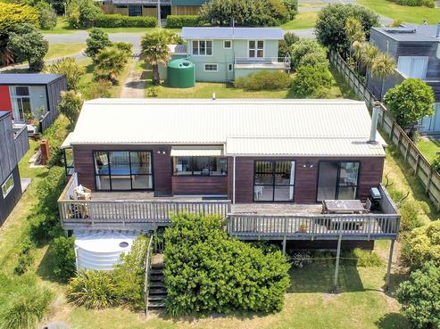 75 Blue Pacific Parade, Riversdale Beach