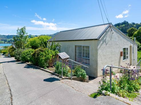 8 Mary Street, Port Chalmers