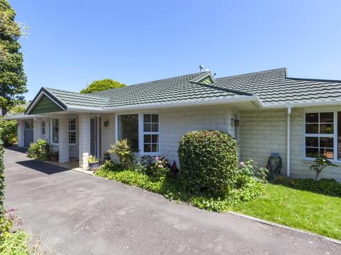 32 Kohekohe Road, Waikanae
