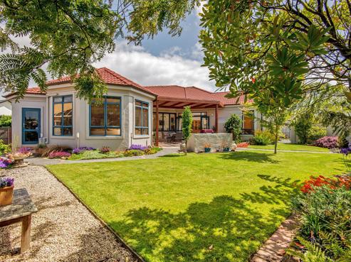 6 Balmoral Drive, Terrace End