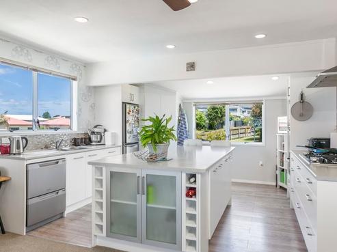 4 Carmen Terrace, Snells Beach