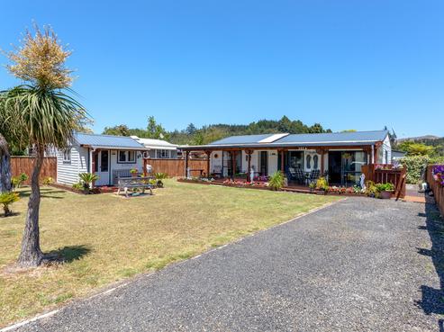 142A Sharyn Place, Whangamata