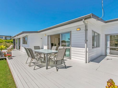 3 Fantail Crescent, Maraetai