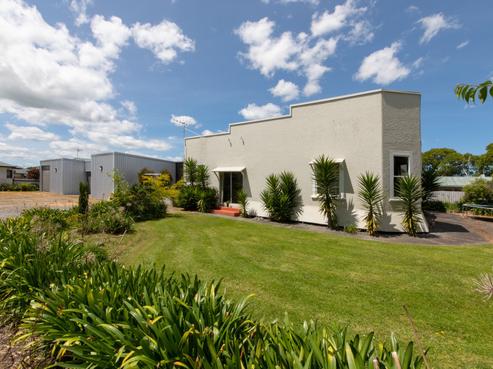 36 Bond Street, Marton