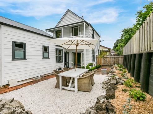 159 Normans Lane, Napier South