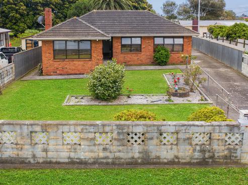 7 Julian Place, Otara