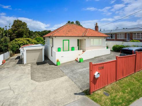 226 Onewa Road, Birkenhead