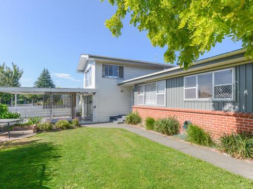 37 James Foley Avenue, Pirimai