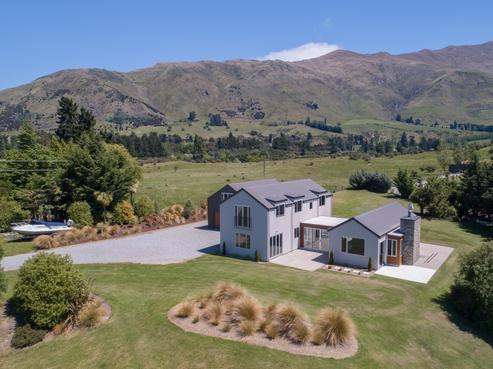 42 Studholme Road, Wanaka