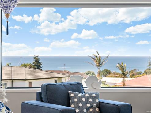 6 Castaway Place, Gulf Harbour