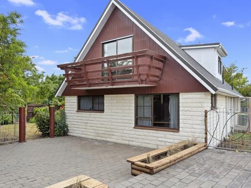 12 Snowdon Place, Darfield