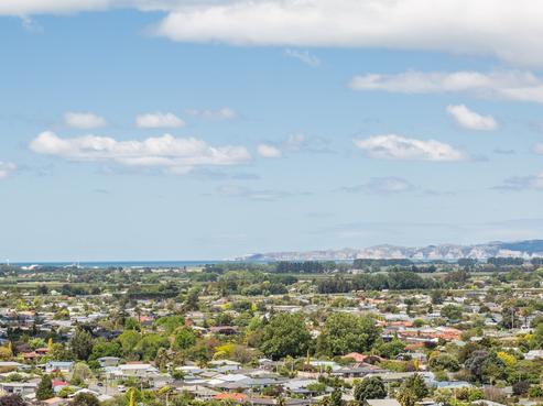 10 Ridgeway Terrace, Taradale