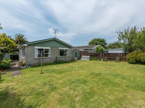 31B Tui Road, Raumati Beach