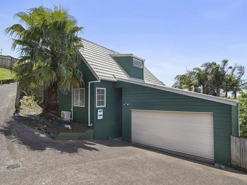 1B Highgrove Lane, Totara Vale