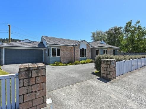 2A Field Street, Silverstream