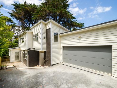 22A South Lynn Road, Titirangi