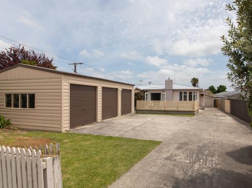 38 Pharazyn Street, Feilding