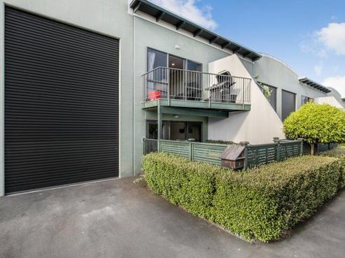 7/6 Airborne Road, Rosedale