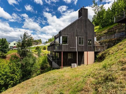 55 Goldfield Heights, Queenstown Central
