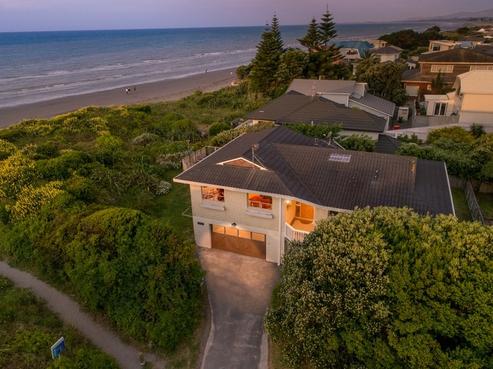 1 Ngapotiki Street, Paraparaumu Beach