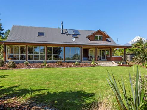 1886 Egmont Road, Inglewood