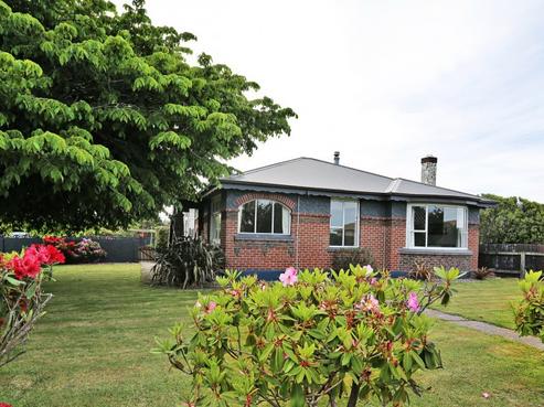 737 North Road, Lorneville