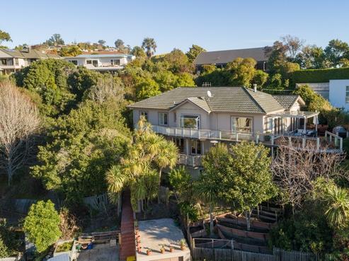 22 Victoria Road, Stepneyville