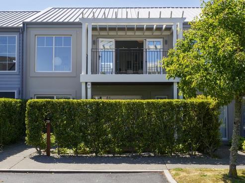 29 Chateau Crescent, Rangatira Park