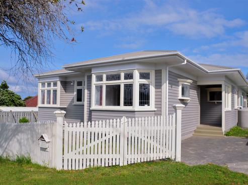 40 Montgomery Avenue, Belmont