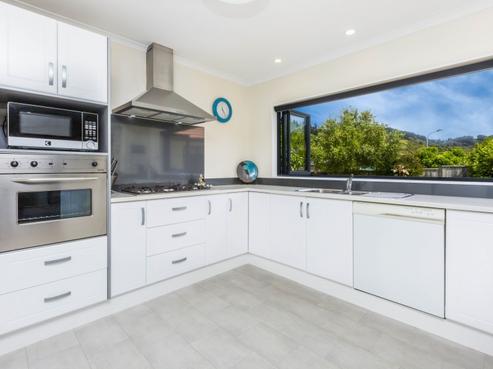 12 Betty Watt Grove, Riverstone Terraces