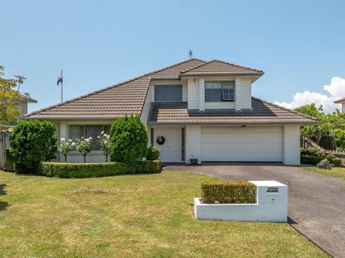 7 Pajaro Place, Golflands