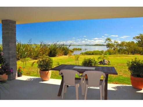 12 May Grove Lane, Tamaterau