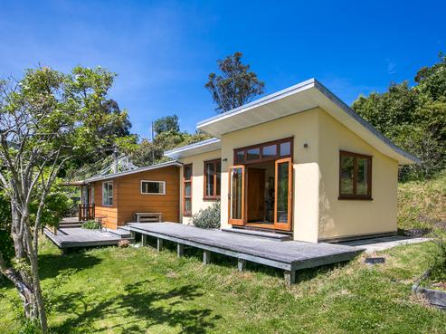 18 Orokonui Road, Waitati