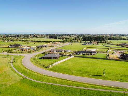 10 Quail Way, Amberley