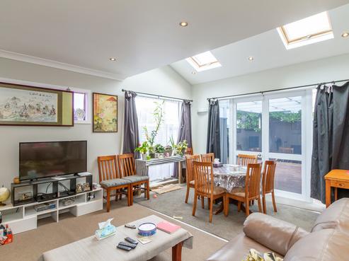247 The Esplanade, Petone