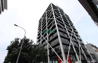 Unobstructed Views on Commerce Street