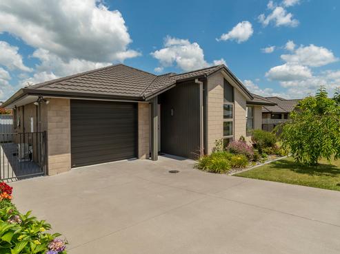 5 Bulkhead Lane, Pyes Pa