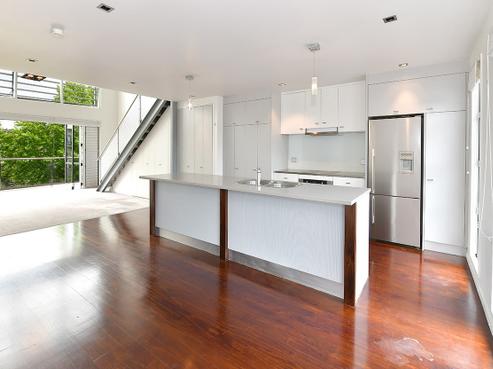 11/44 William Pickering Drive, Rosedale