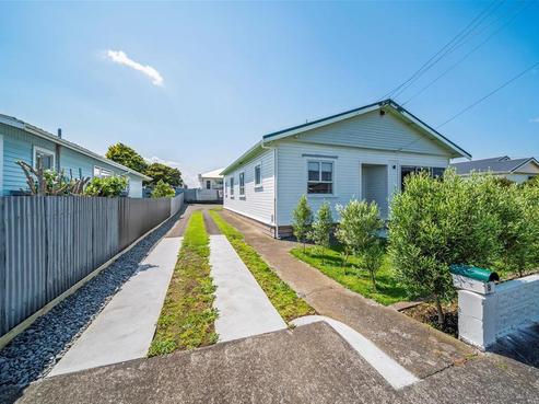 8 Argyle Street, Hawera