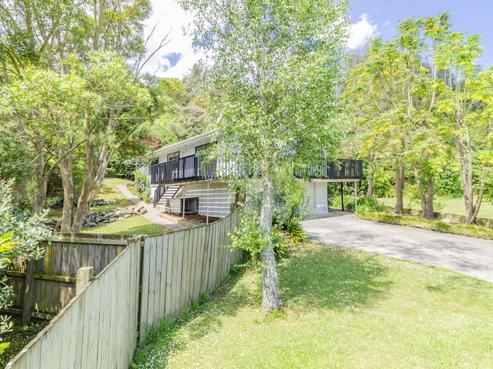 19 Chrisarda Place, Red Hill