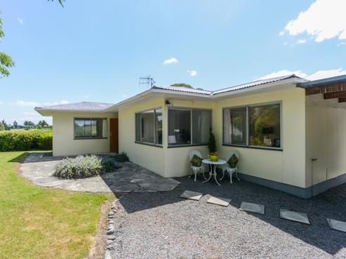 16 Selwyn Road, Havelock North