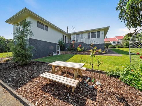 27 Galt Street, Hawera