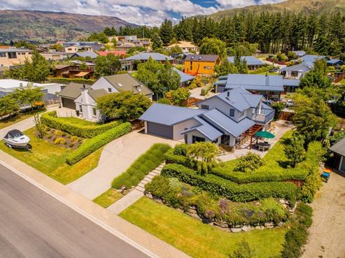 4 Aspinall Street, Wanaka