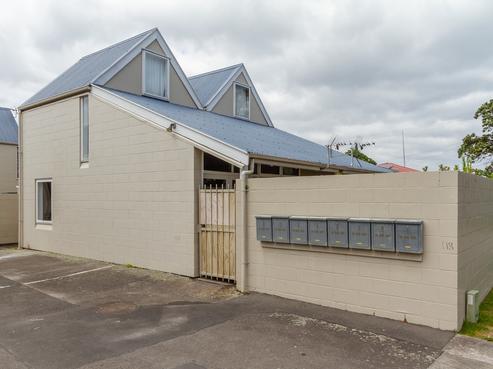 11/118 Randwick Road, Moera